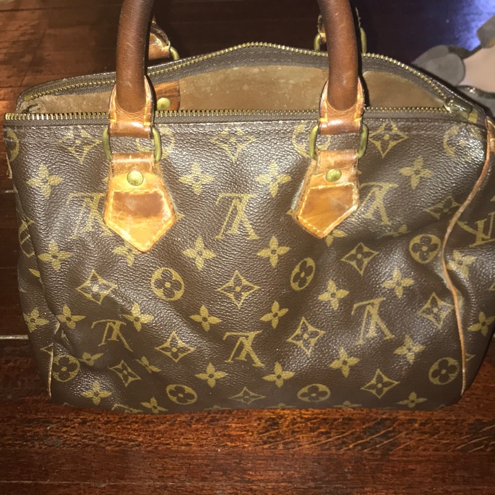 Vintage Authentic Louis Vuitton Speedy 25 bag - Picture 3 of 8